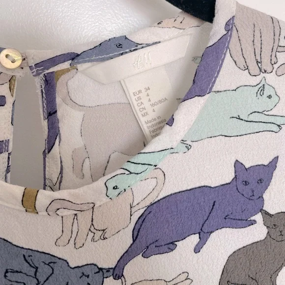 H&M Cat Pattern Top - Picture 6 of 10